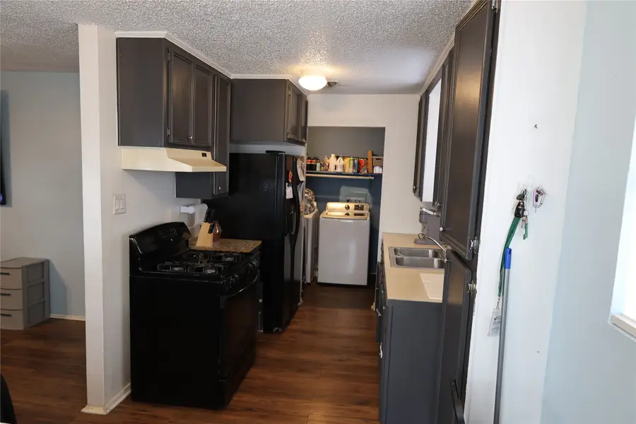 1009 Caplin Street, Houston, TX 77022 - Image #3