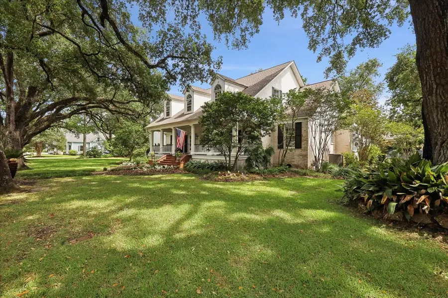 1007 Pine Avenue, Orange, TX 77630 - Image #2