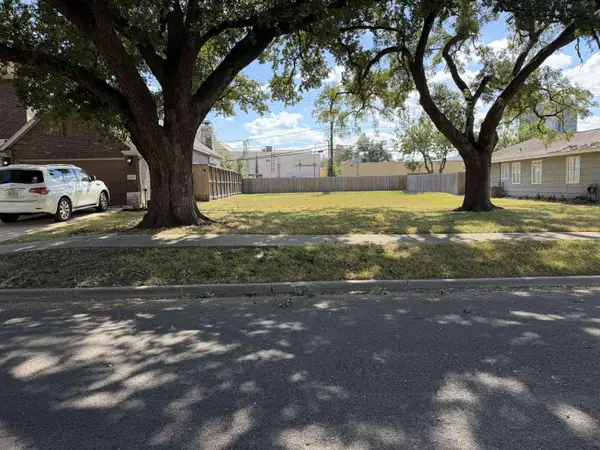 4019 Markham Street, Houston, TX 77027