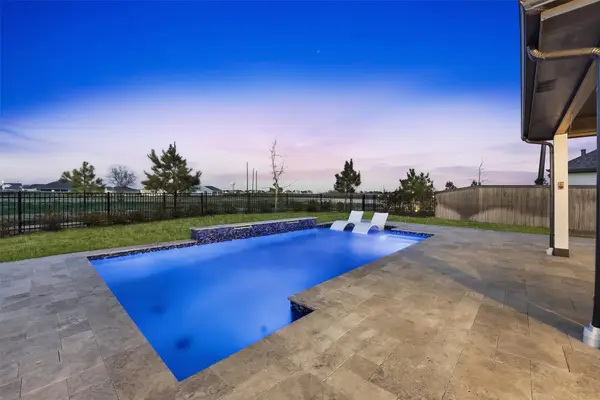 8219 Red Shiner Way, Fulshear, TX 77441