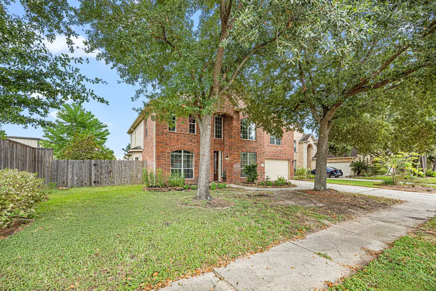 25993 N Royal Emerald Ln, Kingwood, TX 77339 - Image #2