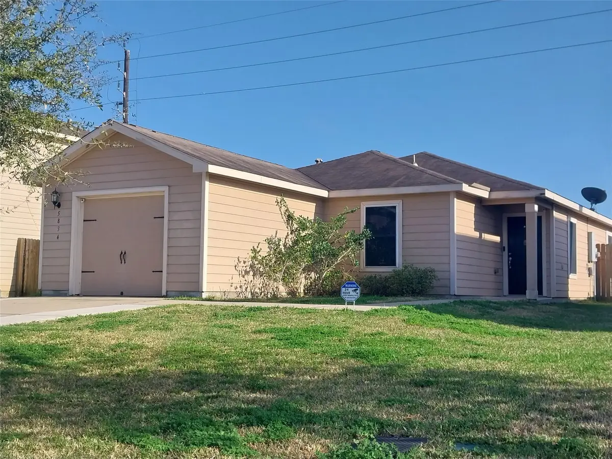 5834 Golden Cove Road, Cove, TX 77523 - #1