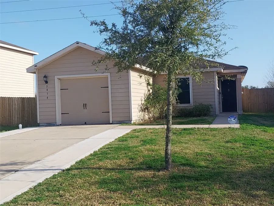 5834 Golden Cove Road, Cove, TX 77523 - #3