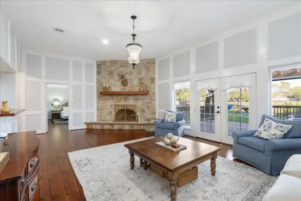 31 Wellington Drive, Sugar Land, TX 77478