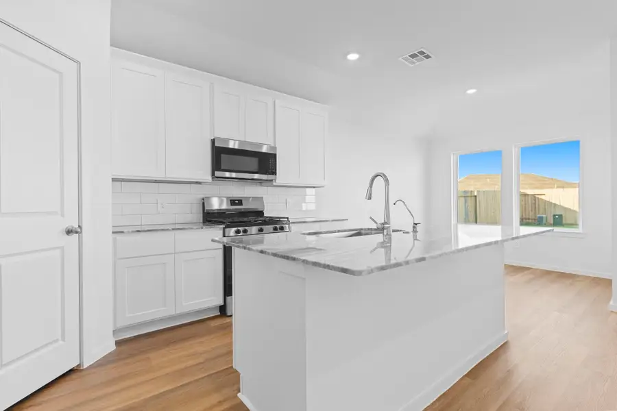 9011 Serene Haven, Iowa Colony, TX 77583 - #3