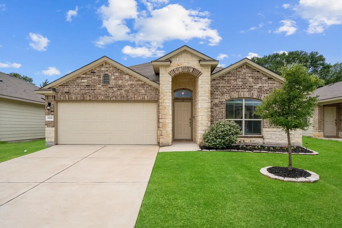 1939 Thorndyke Lane, Bryan, TX 77807 - #1