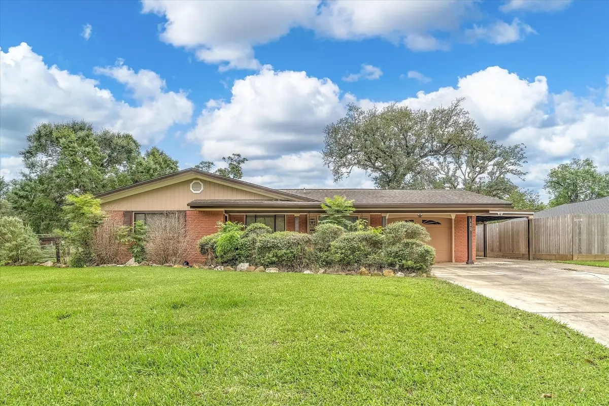 112 Persimmon Lane, Lake Jackson, TX 77566 - #1