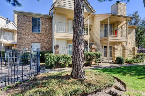 12550 Whittington Drive #203, Houston, TX 77077