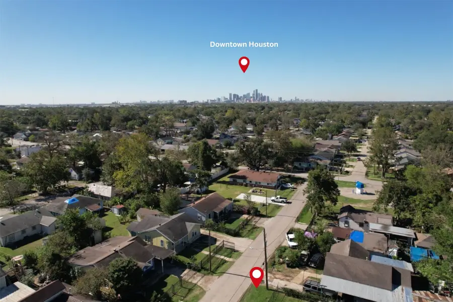 7007 Eagle Pass Street, Houston, TX 77020 - Image #2