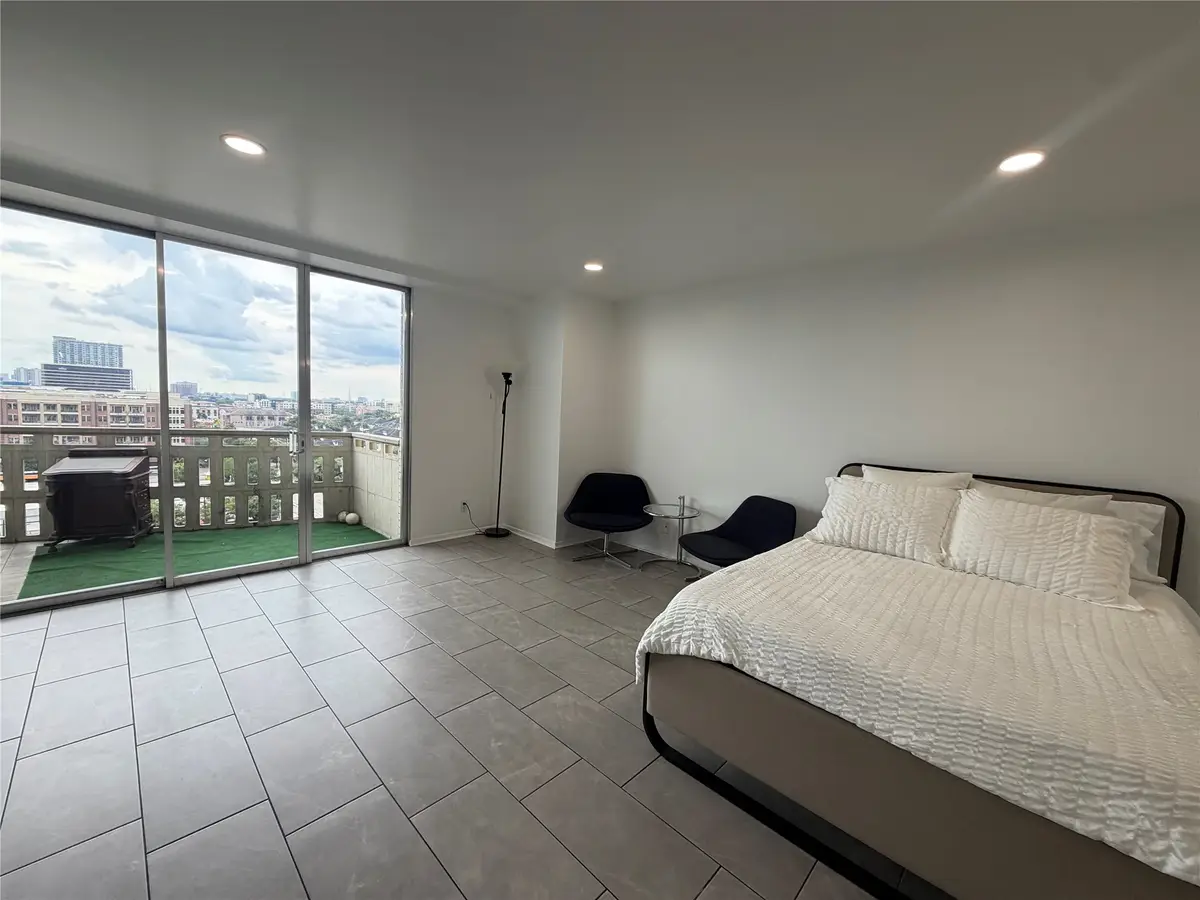 2016 Main Street #916, Houston, TX 77002 - #1