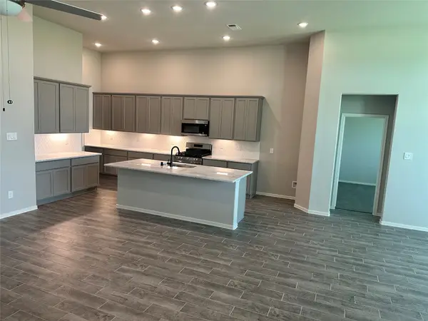 2502 Shallow Lake Drive, Iowa Colony, TX 77583