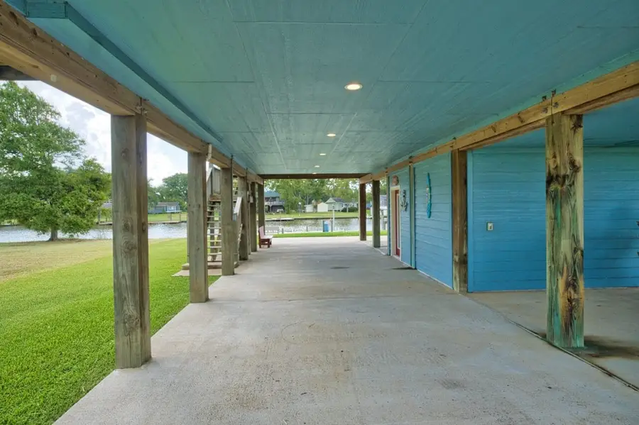 2873 County Road 291, Sargent, TX 77414 - Image #3