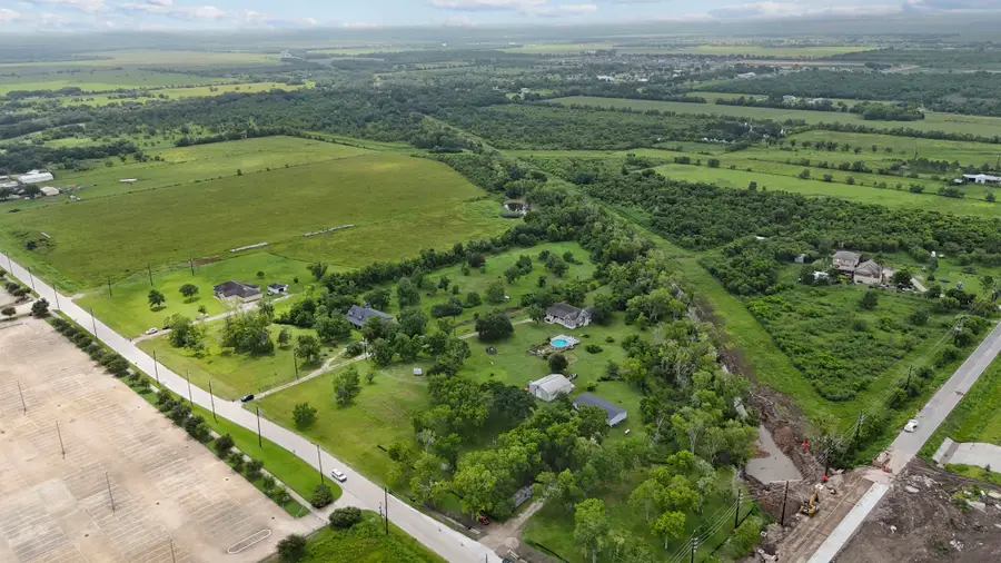 4338 Davenport Pkwy, Rosharon, TX 77583 - #2