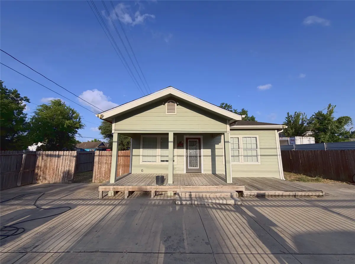 716 74th Street, Houston, TX 77011 - #1