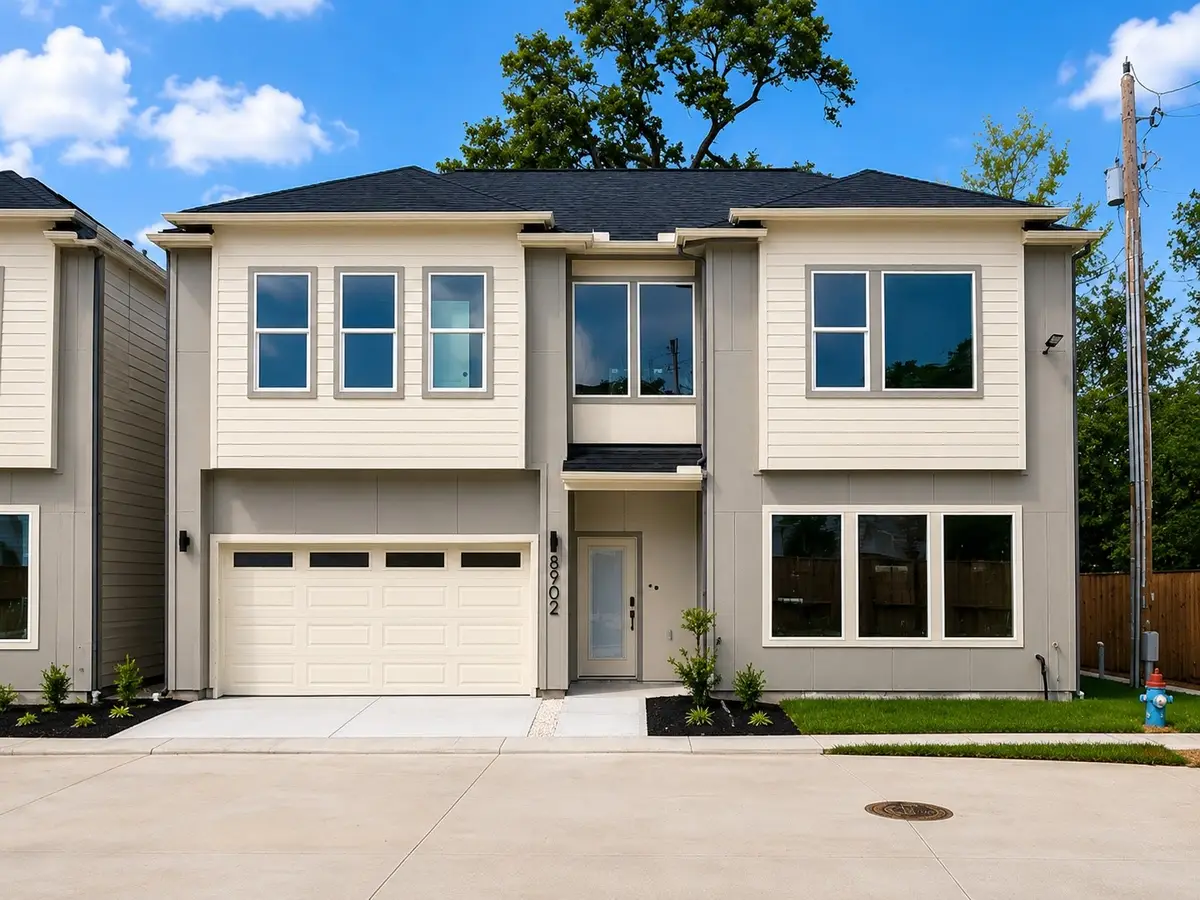 8904 Knoll Leaf Drive, Houston, TX 77080 - #1
