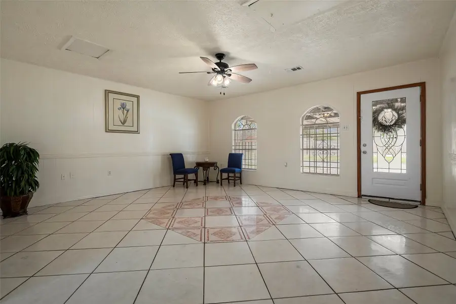 522 Hollyvale Dr, Houston, TX 77060 - #2