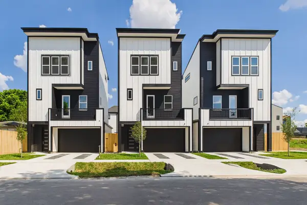 4504 Robertson, Houston, TX 77009