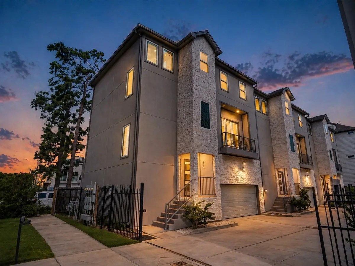 1565 W 22nd Street, Houston, TX 77008 - #1