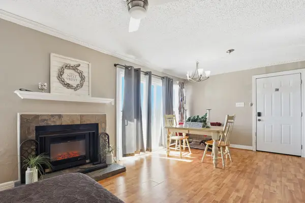 418 Garland Drive #238, Lake Jackson, TX 77566