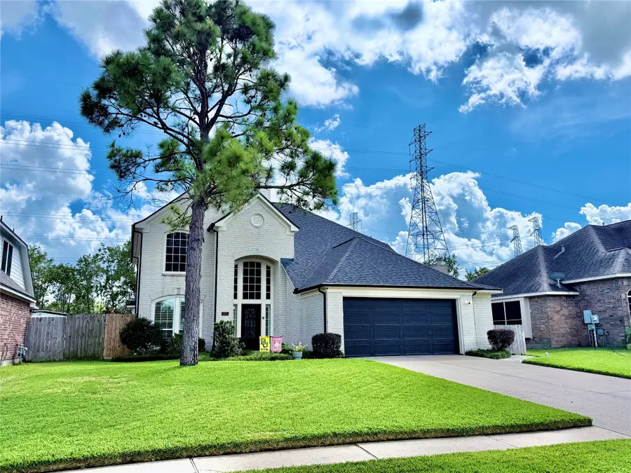425 Blossomwood Drive, League City, TX 77573 - Image #2