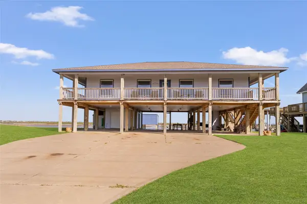 651 County Road 230, Sargent, TX 77414