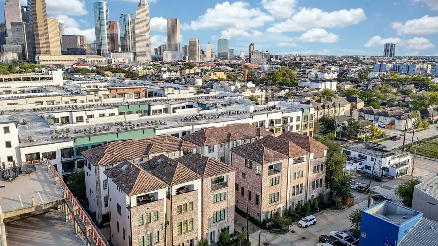 5 Robita Street, Houston, TX 77019 - Image #2