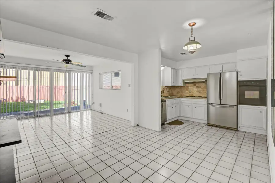 10614 Faircroft Drive, Houston, TX 77048 - #2