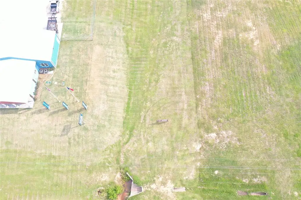 5909 W Us Hwy 190, Livingston, TX 77351 - #1