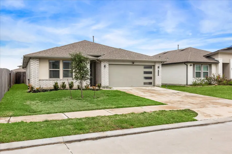 1115 Della Lane, Rosharon, TX 77583 - Image #2