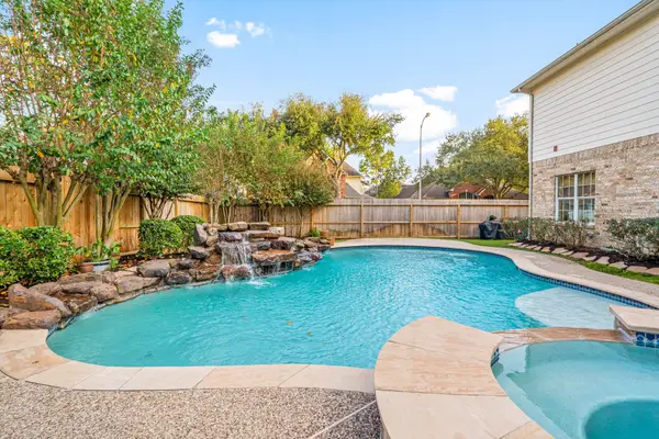 12202 Lakewood Glen Court, Cypress, TX 77429