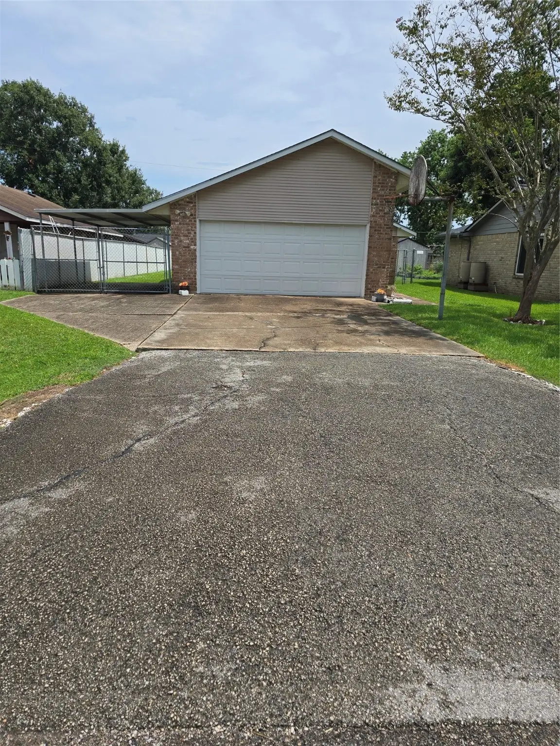 522 N 14th Street, La Porte, TX 77571 - Image #1