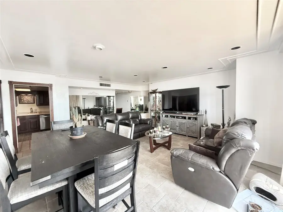 2016 Main Street #1704, Houston, TX 77002 - Image #3