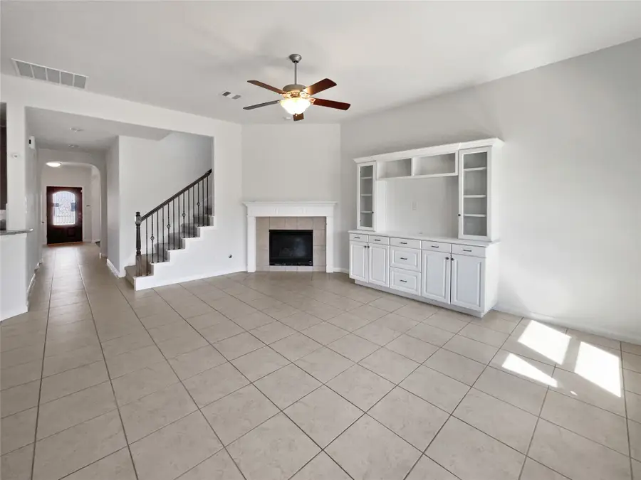 7323 Collins Manor Drive, Spring, TX 77389 - Image #3