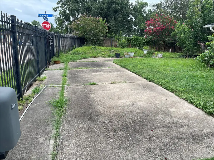 7403 N Dearborn Street, Houston, TX 77055 - Image #3