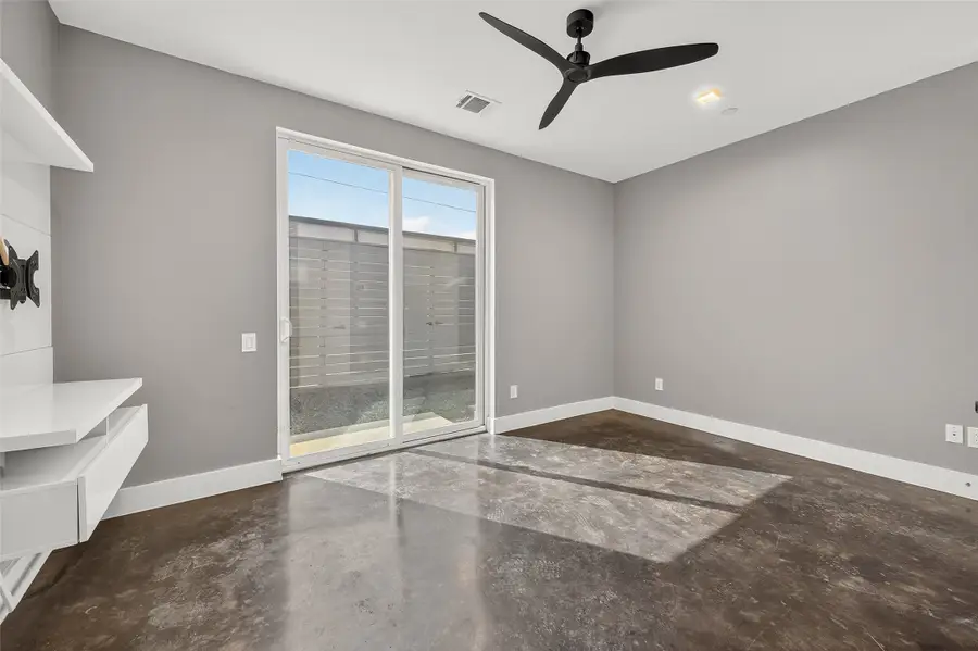 5919 E Post Oak Lane, Houston, TX 77055 - Image #3