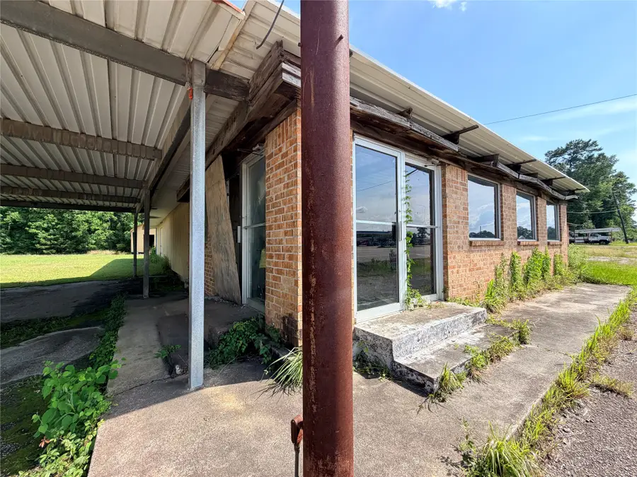 915 E Gibson Street, Jasper, TX 75951 - #2