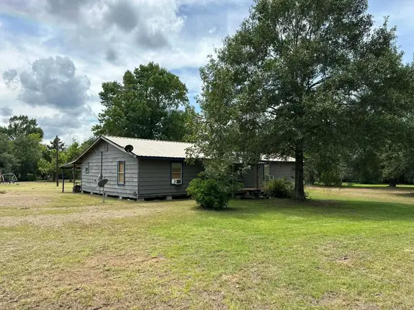 2001 Alsobrooks Road, Cleveland, TX 77328