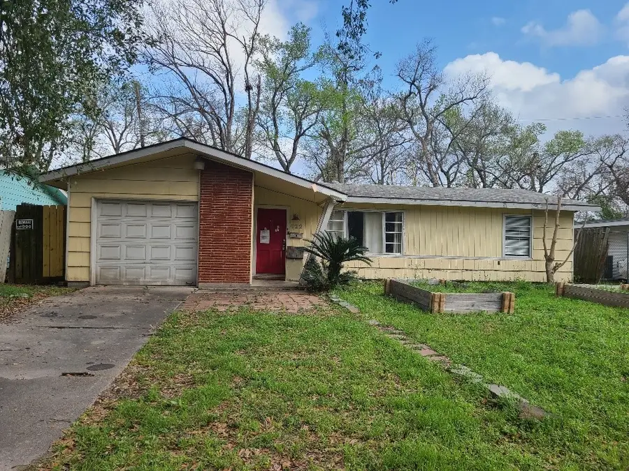 422 Surratt Drive, Houston, TX 77091 - #2