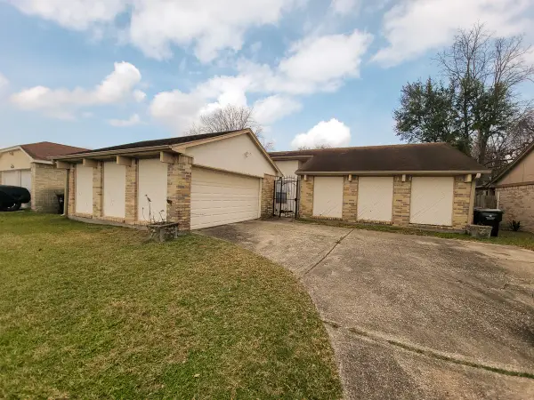 3430 Hombly Road, Houston, TX 77066