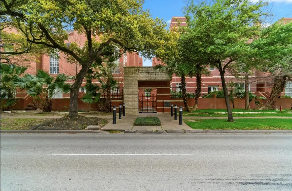 4004 Montrose Boulevard #21H, Houston, TX 77006 - #1
