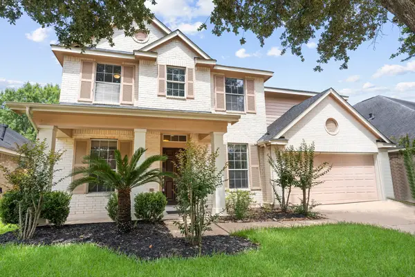 6914 Grants Hollow Ln, Richmond, TX 77407