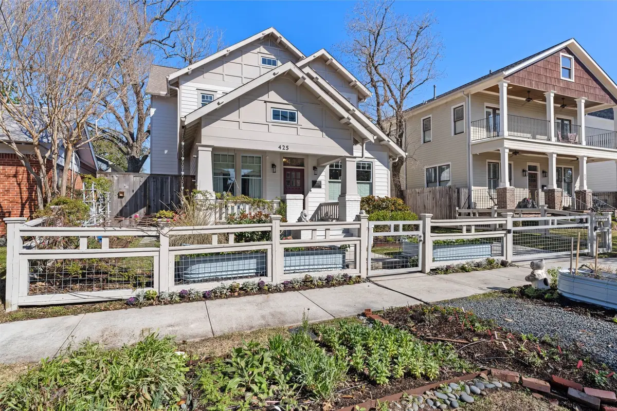 425 Byrne Street, Houston, TX 77009 - #1