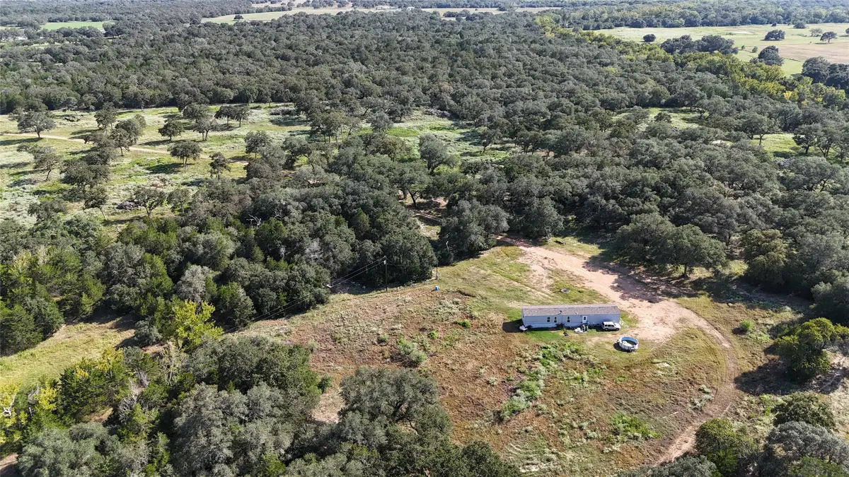 1356 Private Road 4007, Hallettsville, TX 77964 - Image #1