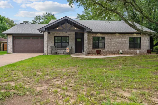 105 Mclean Drive, Crockett, TX 75835