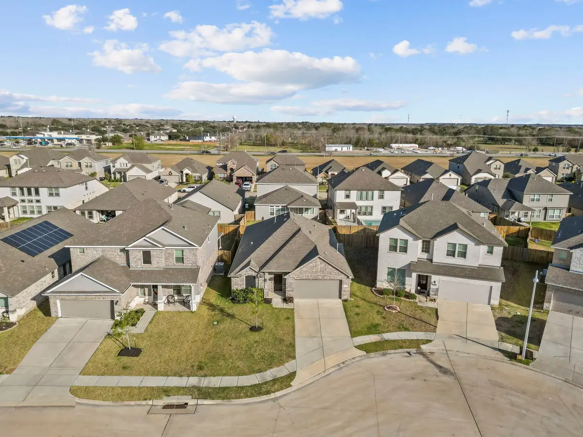 5299 Cascade Court, Alvin, TX 77511 - Image #1