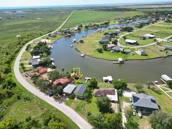 876 County Road 298, Sargent, TX 77414