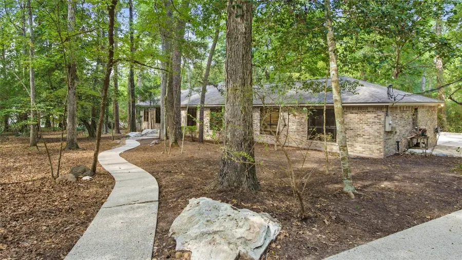 26 Stony Creek Drive, Conroe, TX 77384 - #3