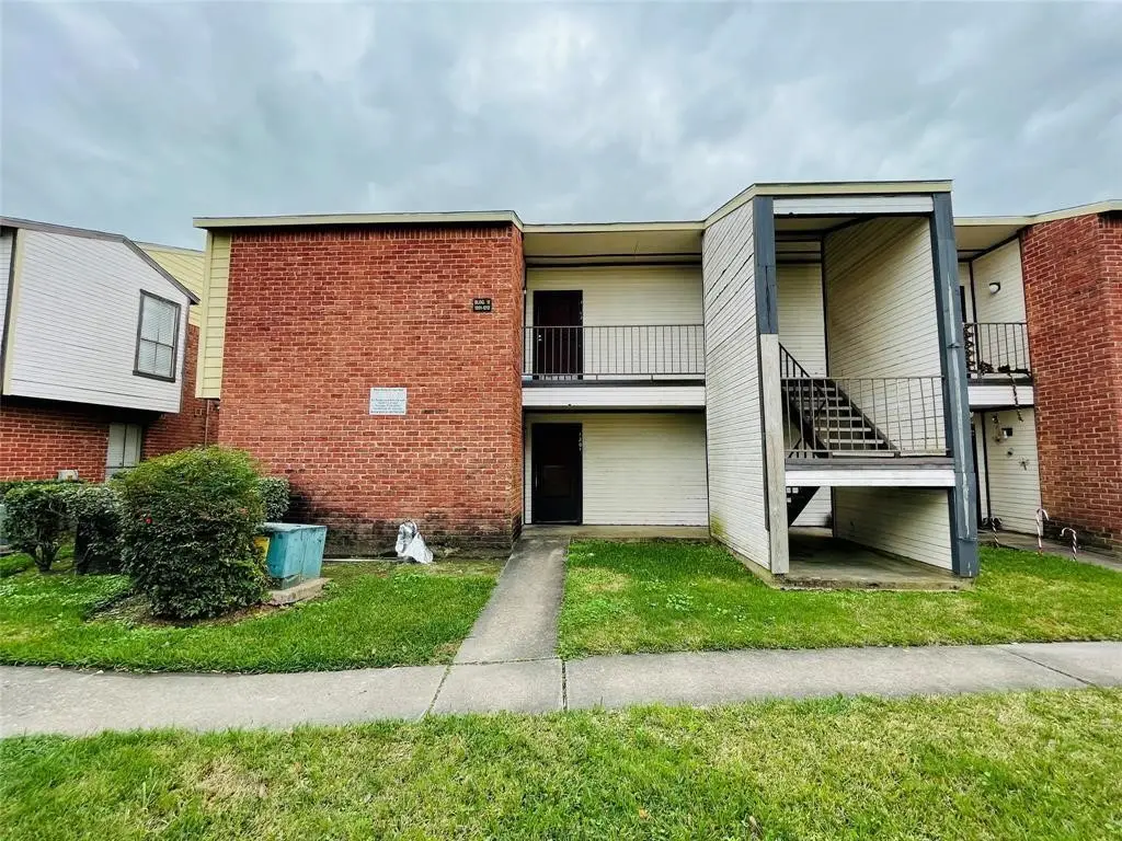 13480 S Thorntree Drive #1004, Houston, TX 77015 - Image #1