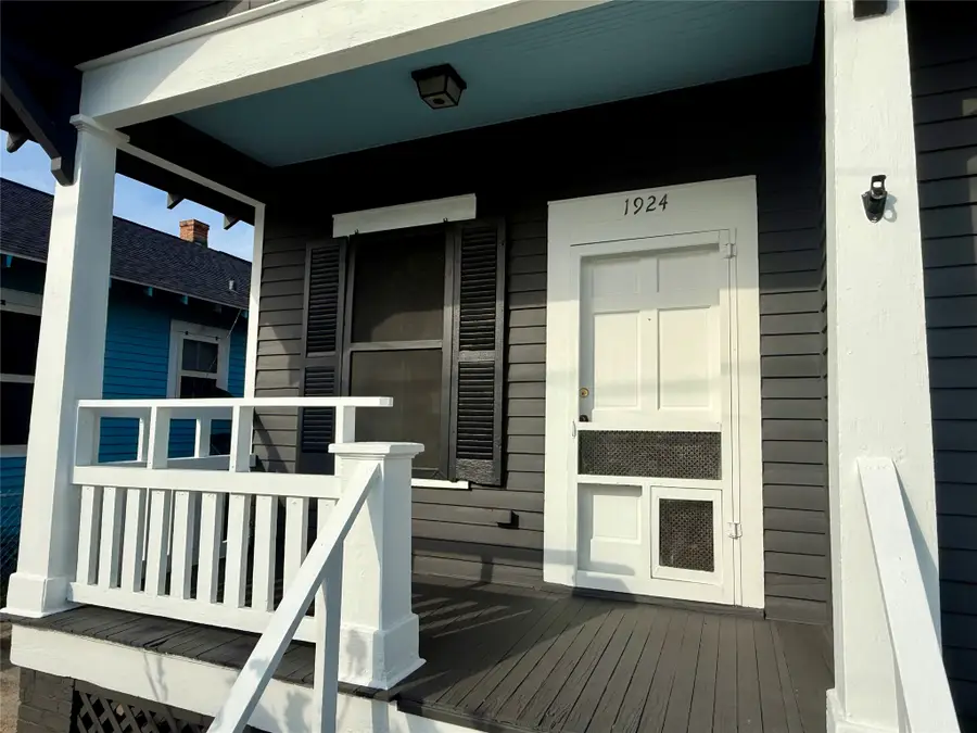 1924 26th Street, Galveston, TX 77550 - #2