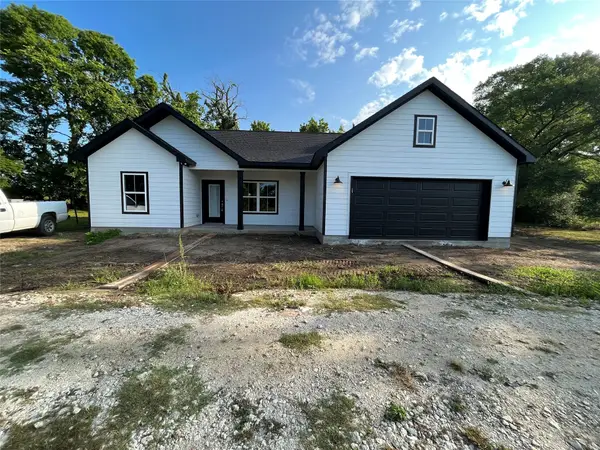 111 Heather Brook, Somerville, TX 77879